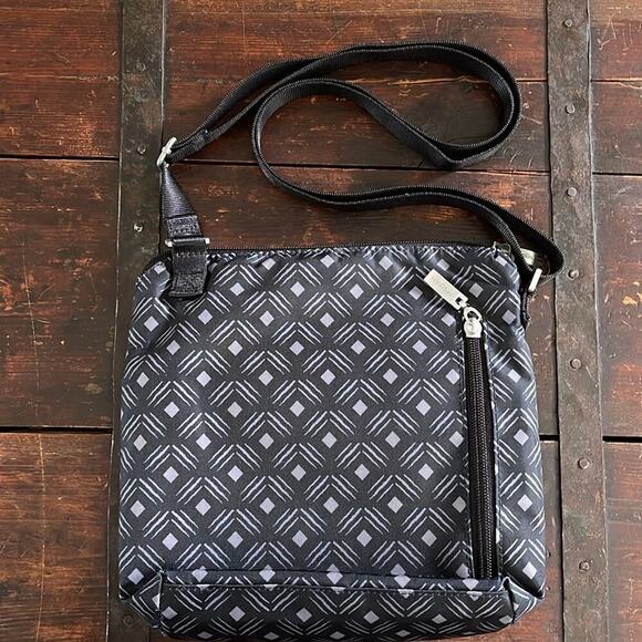 Baggallini Black Print Everywhere Crossbody Bag W/Pouch 9"x9"x2.5" - Picture 2 of 7